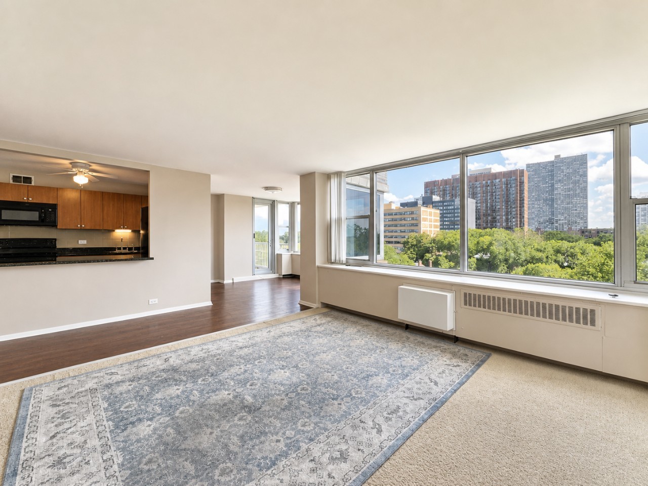 4250 N Marine Drive 716 Property Photo 18