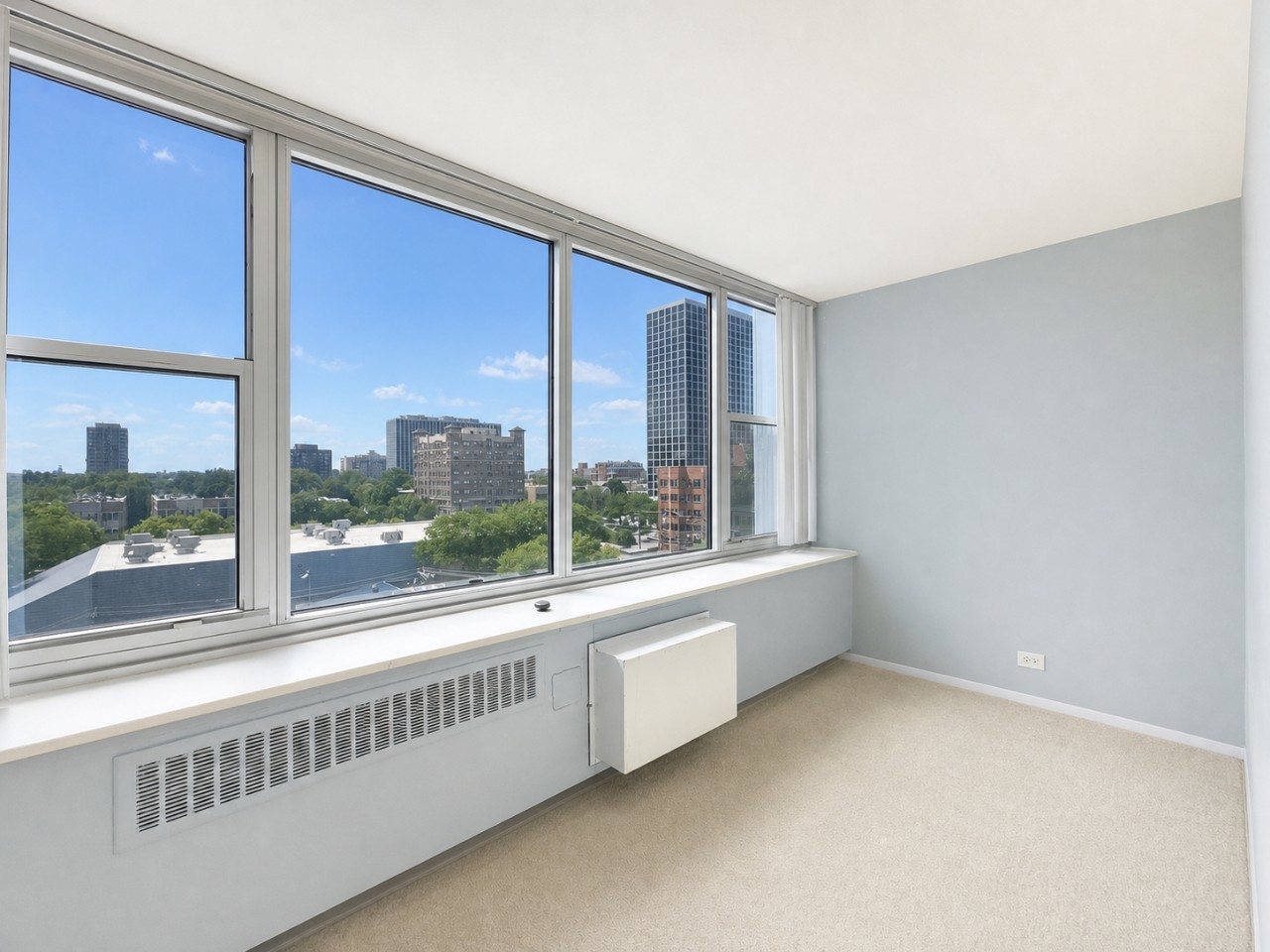 4250 N Marine Drive 716 Property Photo 20