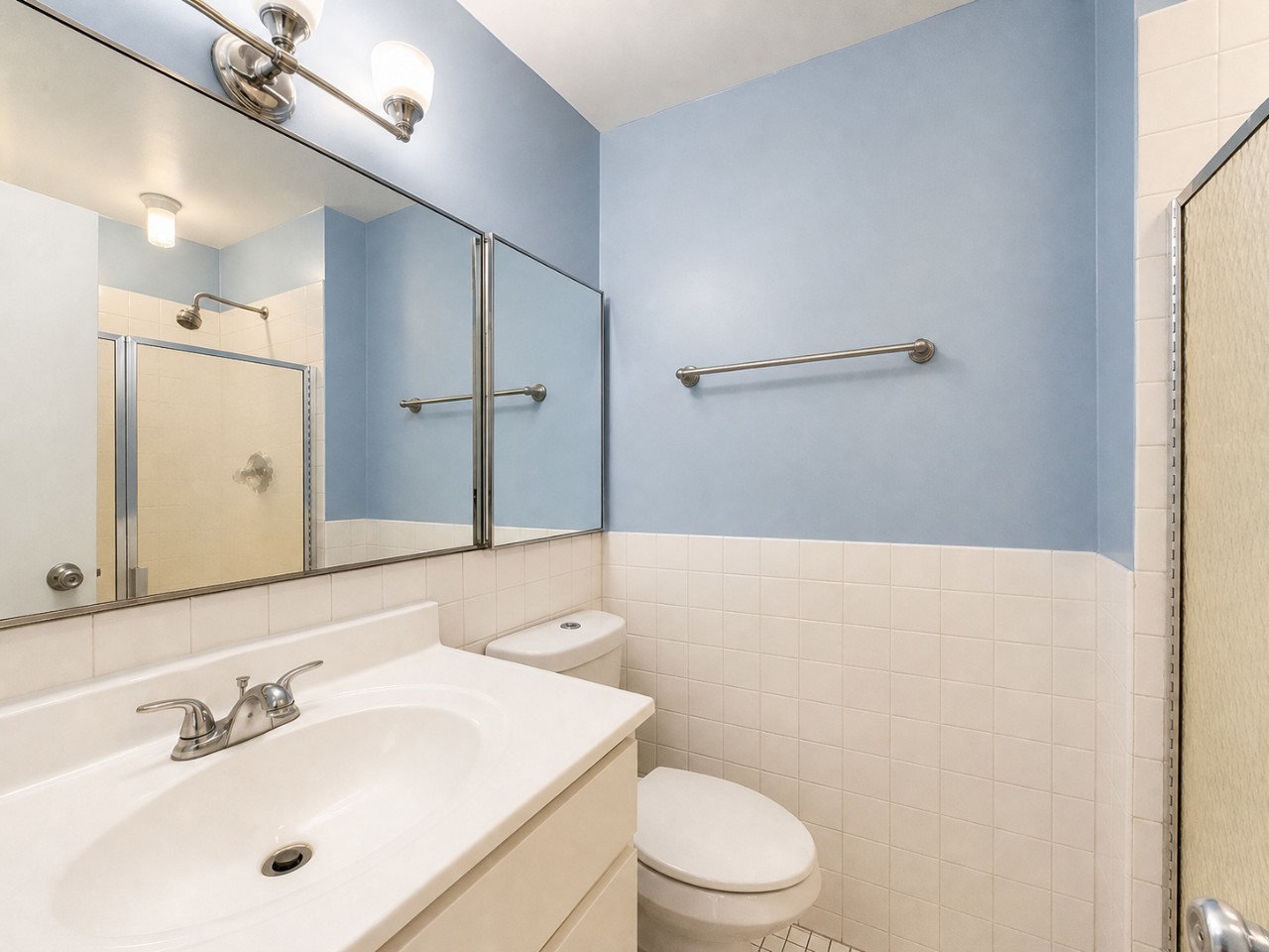 4250 N Marine Drive 716 Property Photo 26
