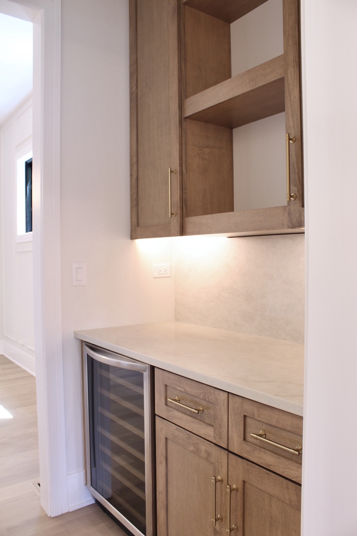 120 N Walnut Street Property Photo 7