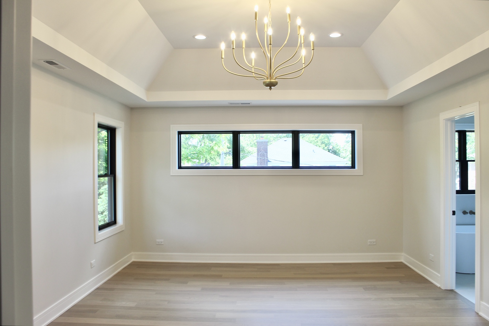 120 N Walnut Street Property Photo 11