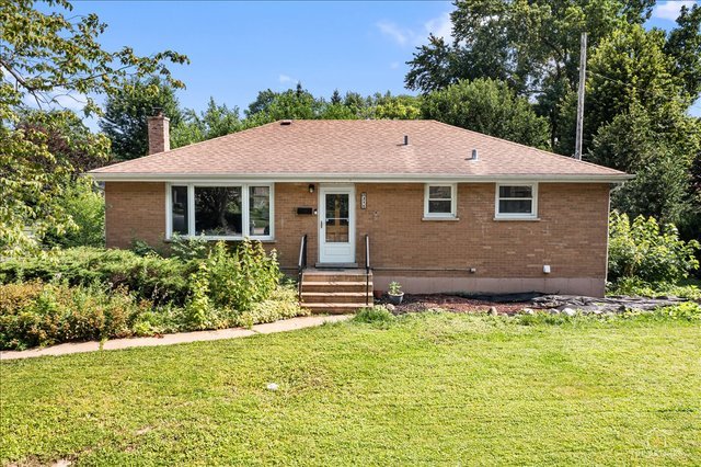 215 E Bryn Mawr Avenue Property Photo 2