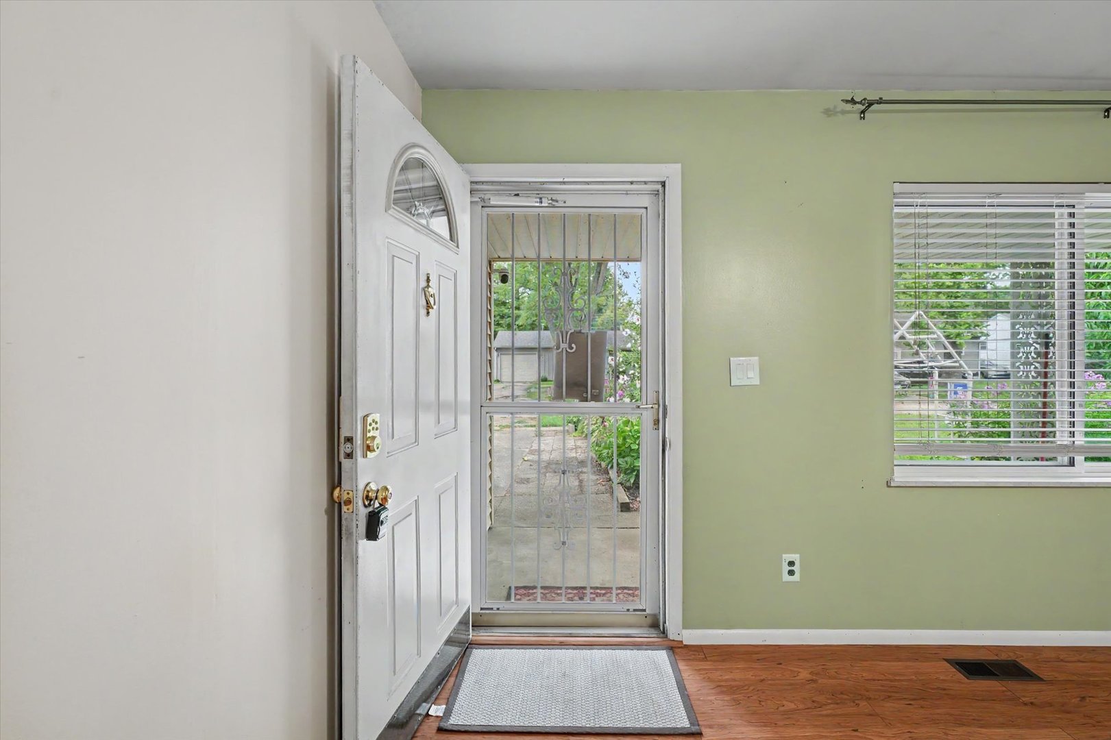 2601 Sheridan Drive Property Photo 8