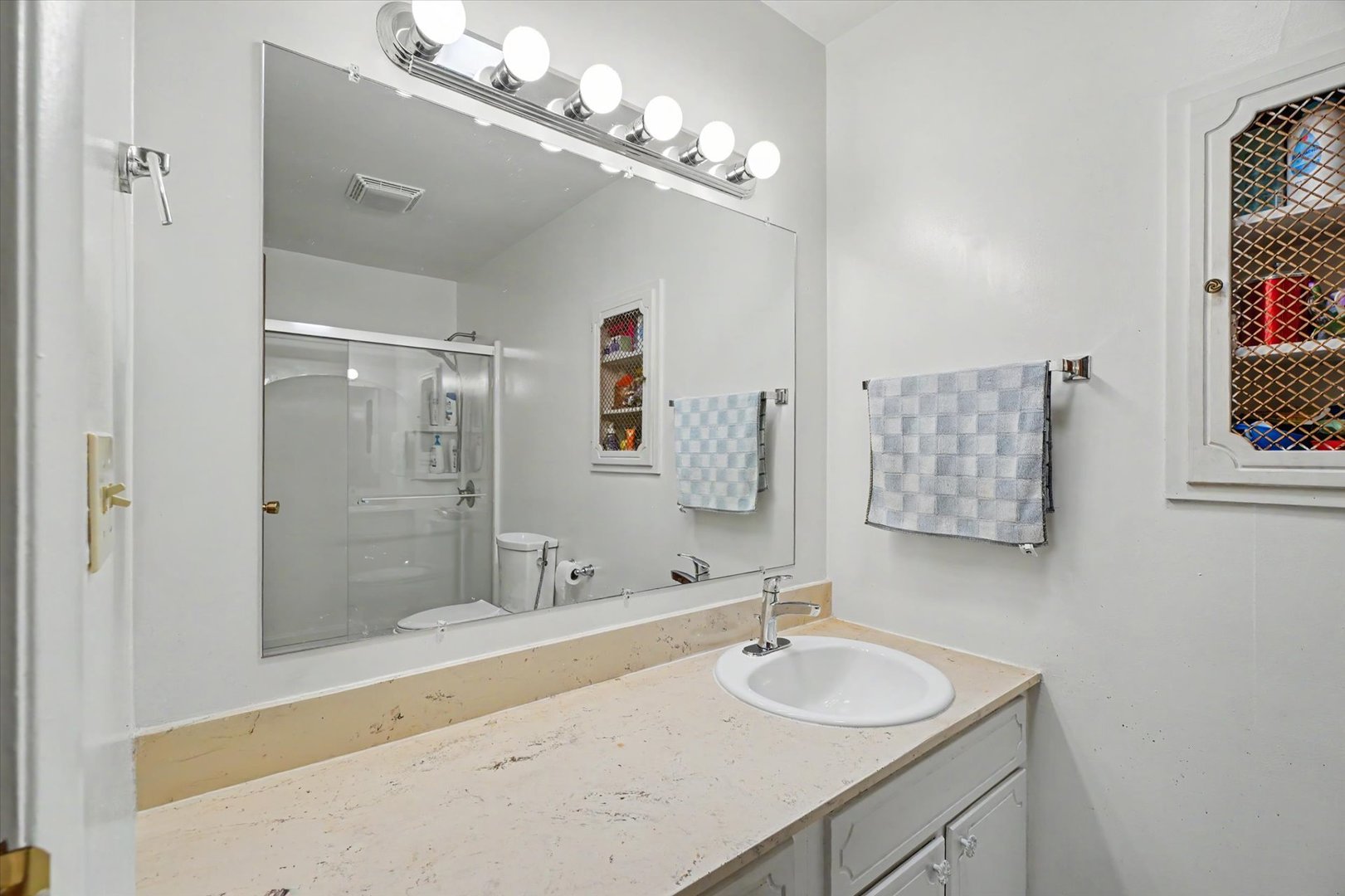 2601 Sheridan Drive Property Photo 23