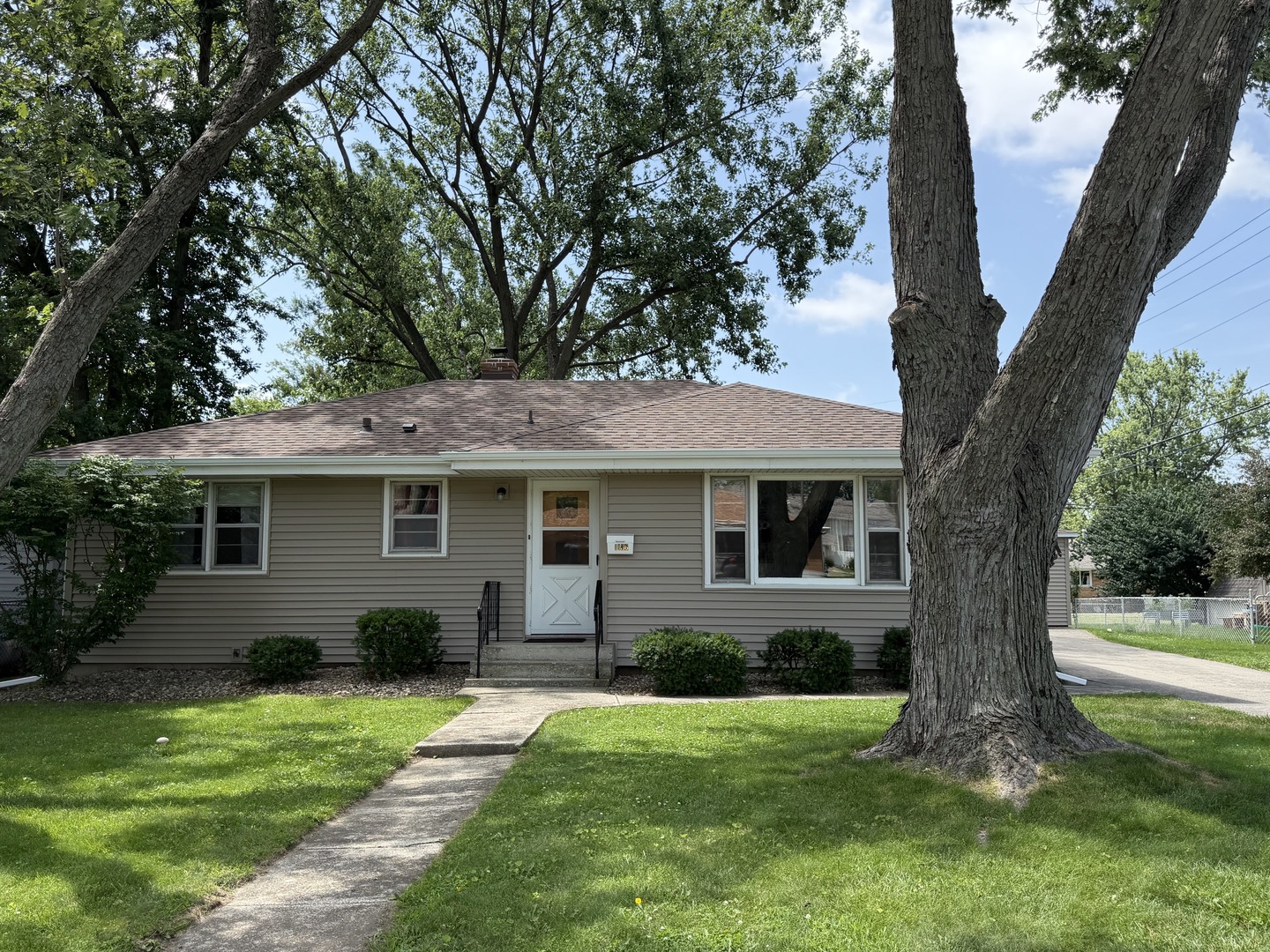 1136 Gertsam Drive Property Photo 3