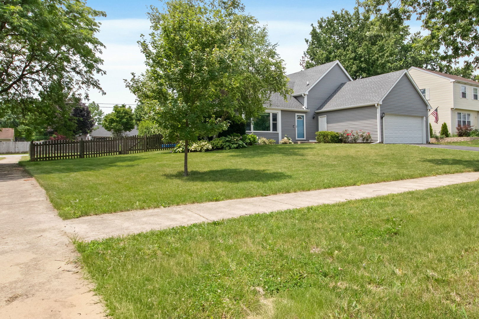 2201 Pontiac Circle Property Photo 3