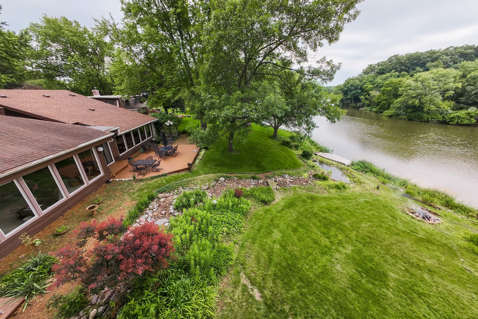 511 N Woodland Drive Property Photo 1