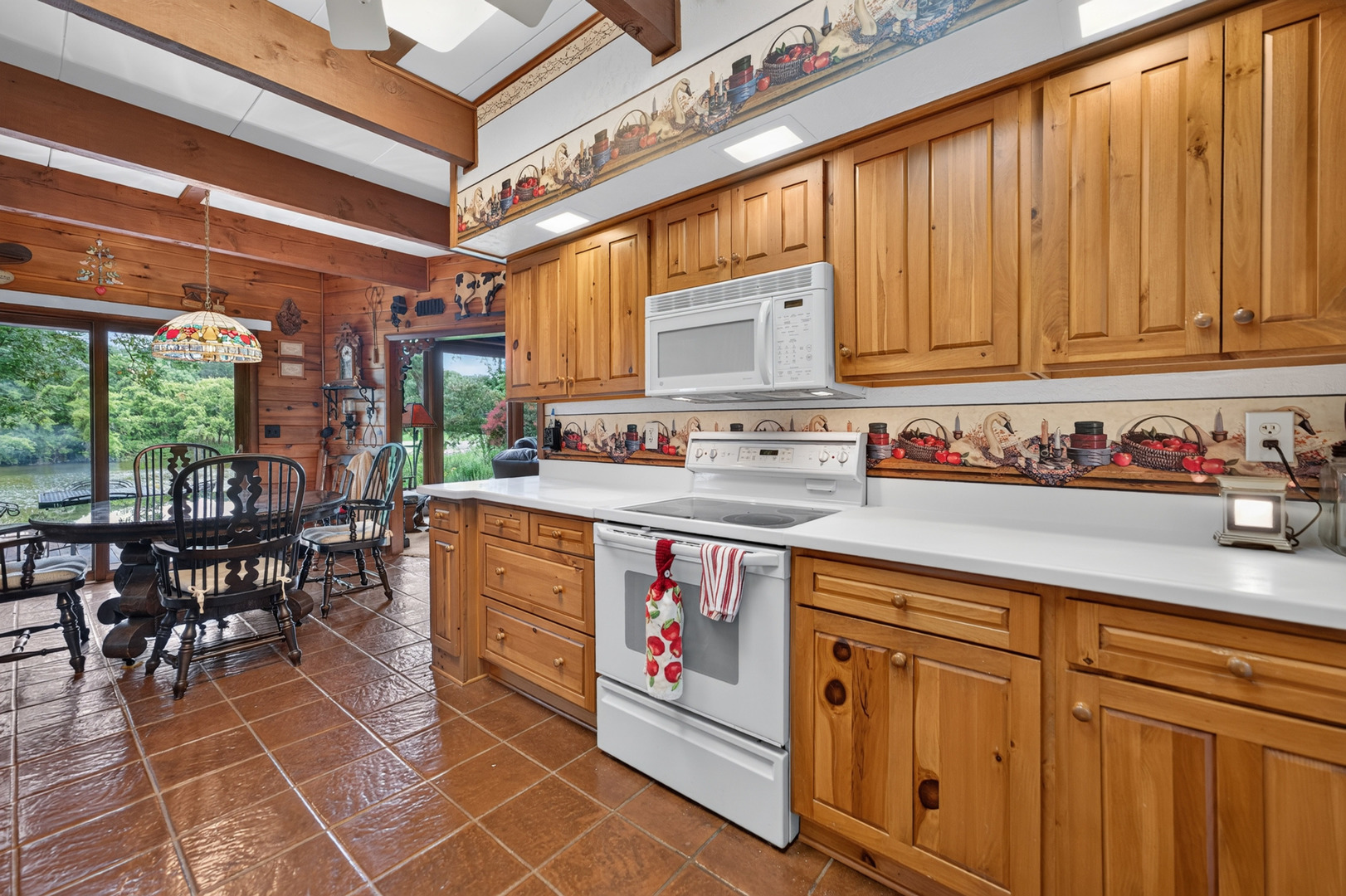 511 N Woodland Drive Property Photo 26