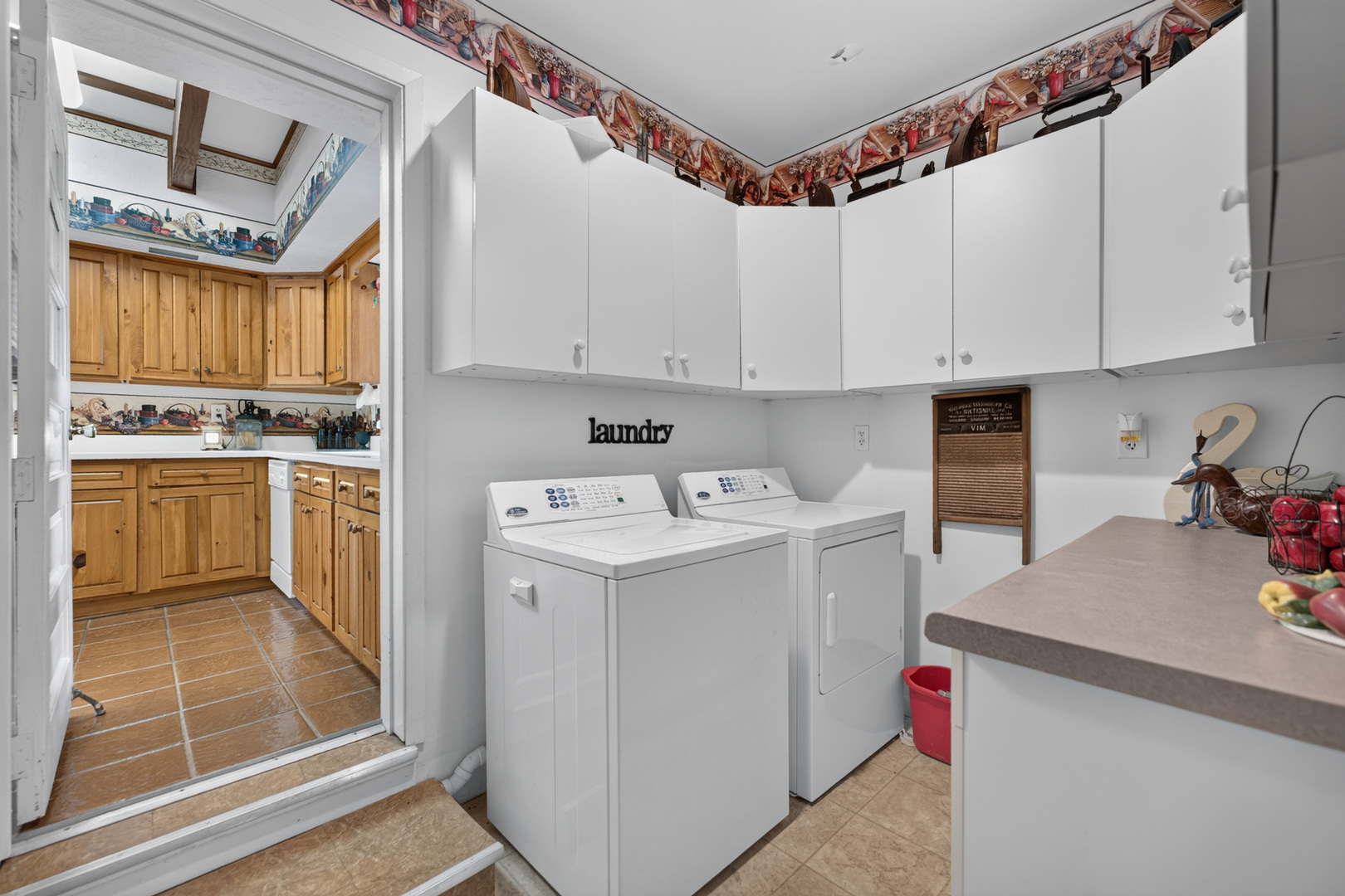 511 N Woodland Drive Property Photo 32