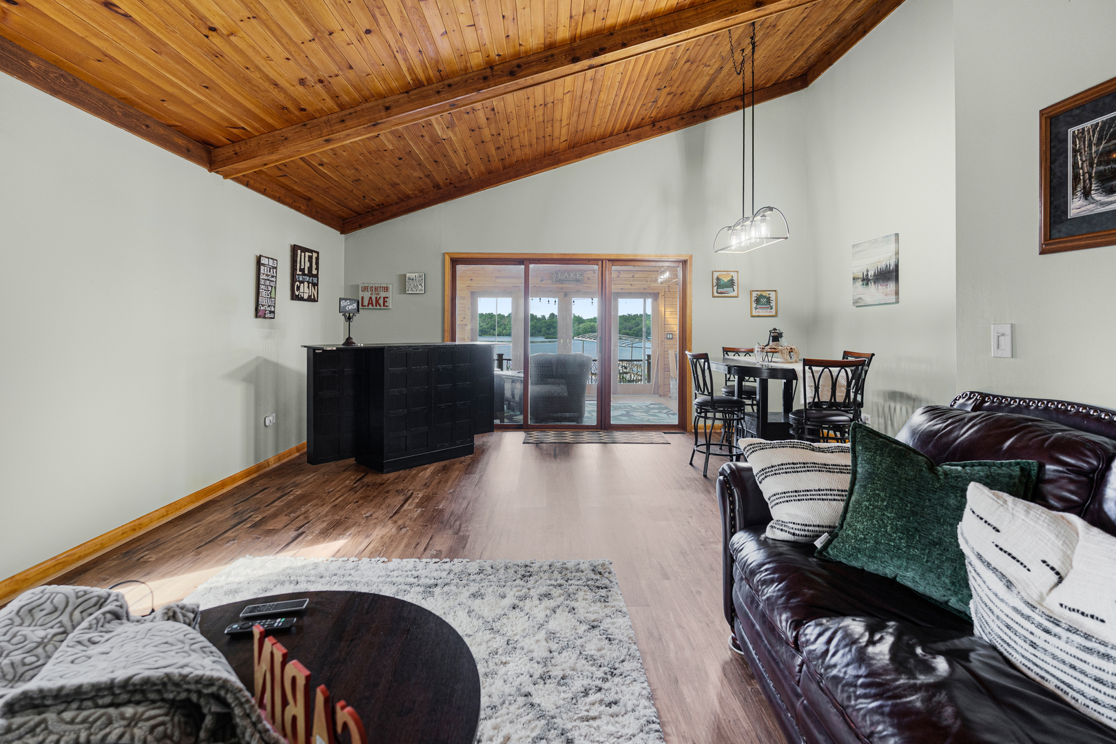 4122 W Lake Shore Drive Property Photo 12
