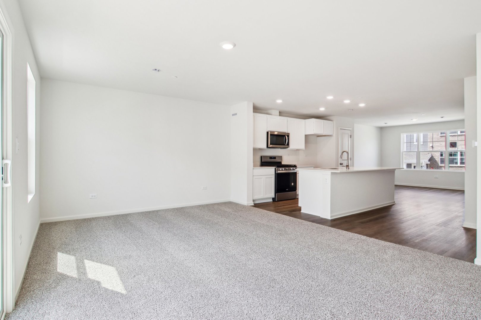 17394 Ulster Drive Property Photo 9