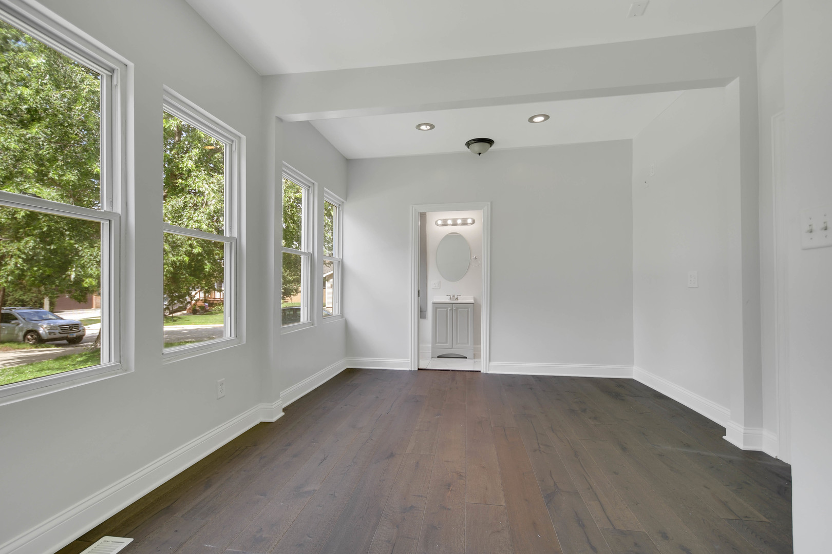 12851 Clinton Street Property Photo 15