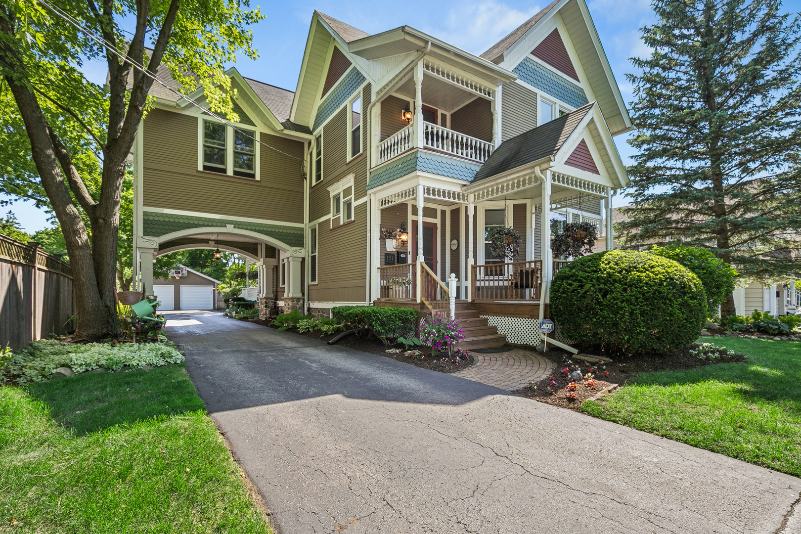151 Park Avenue Property Photo 1