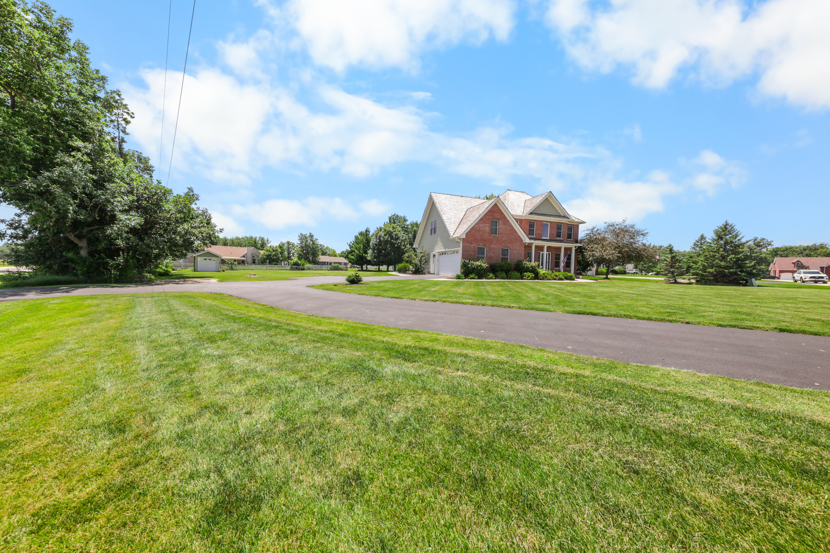 1223 Fox Run Drive Property Photo 2