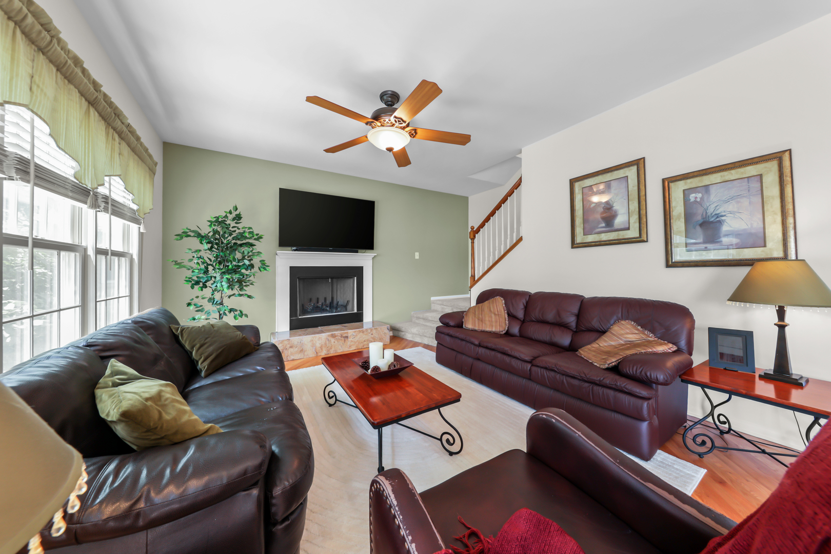 1223 Fox Run Drive Property Photo 6