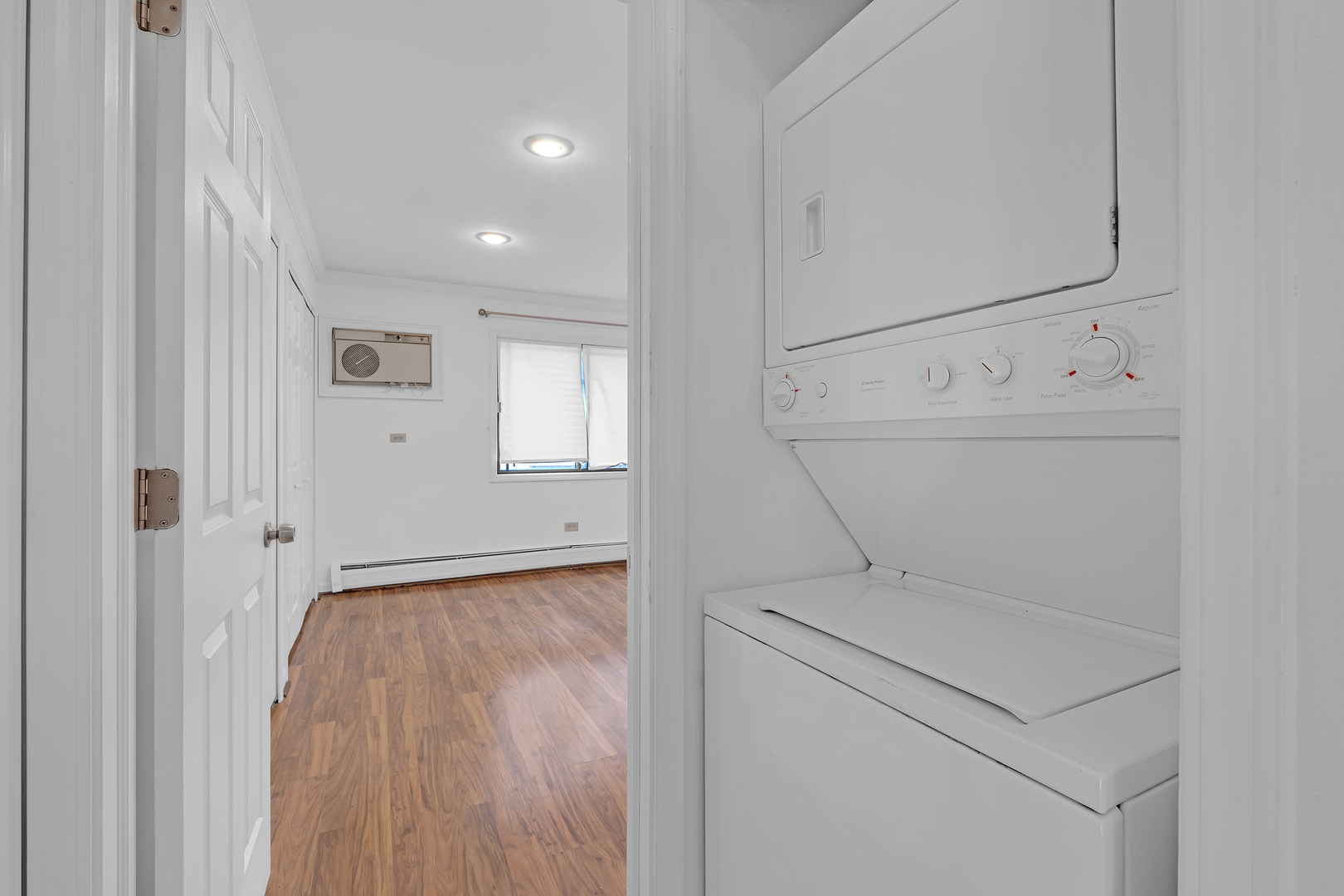 5151 N East River Road 332d Property Photo 8