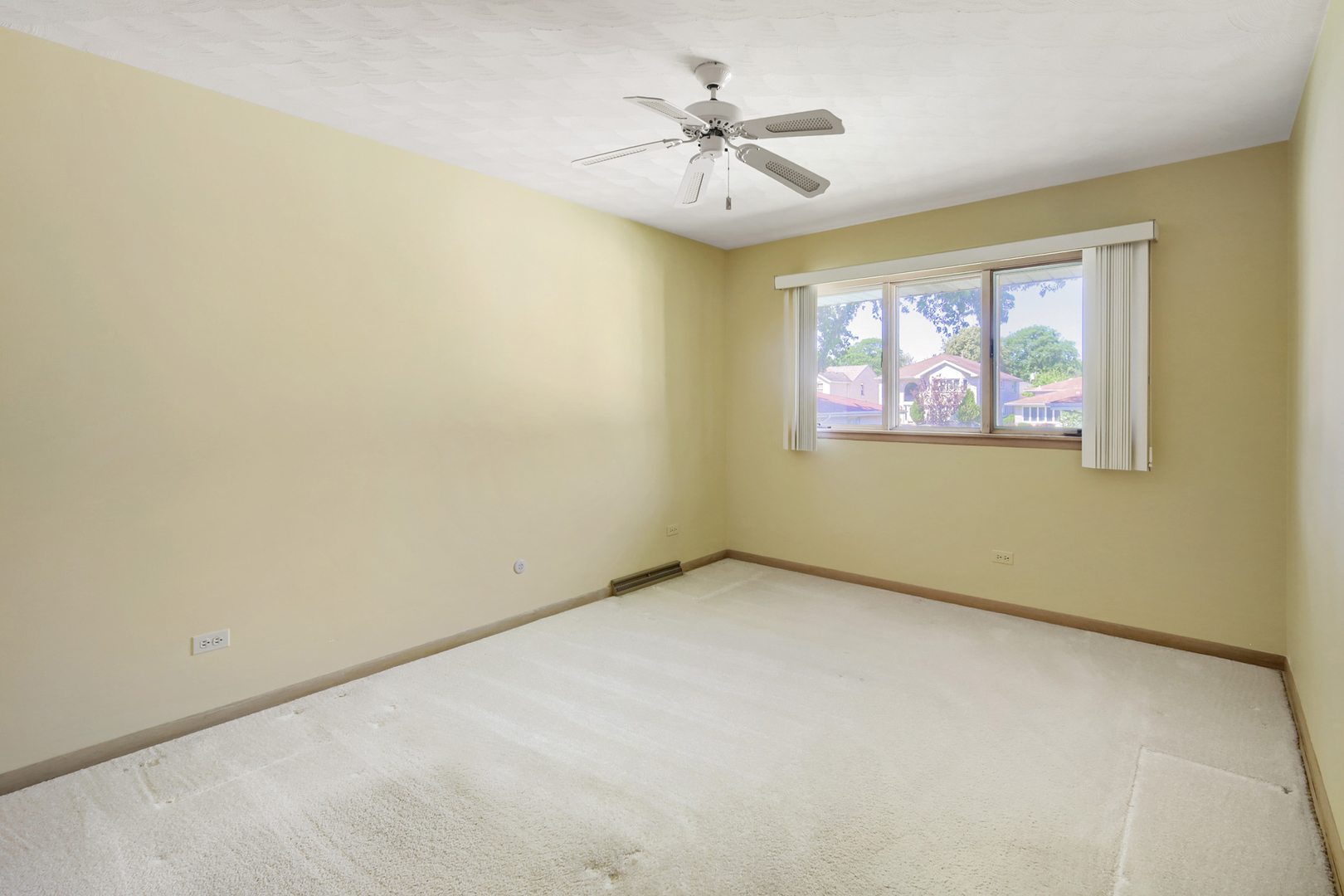 2630 Somerset Drive Property Photo 11