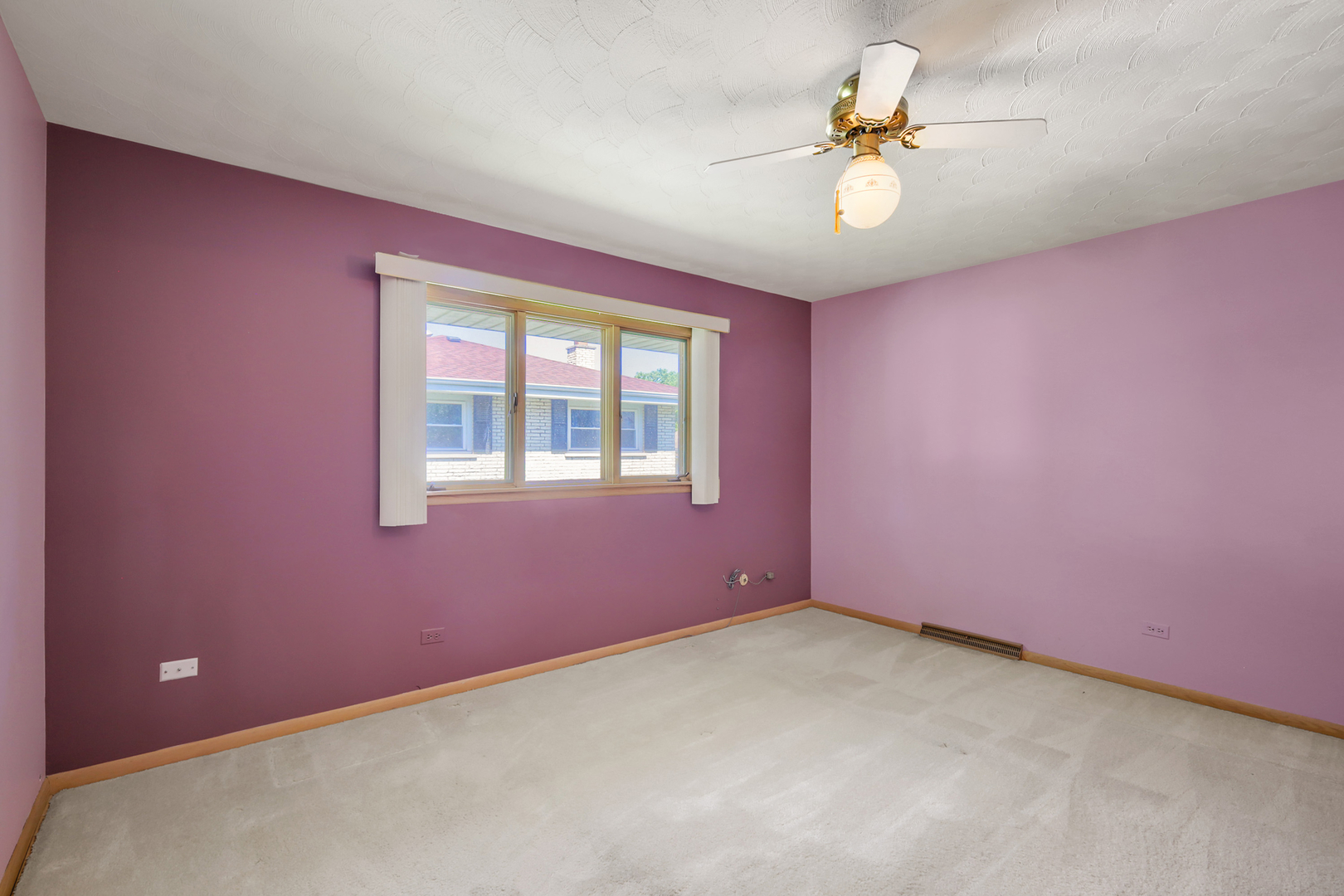 2630 Somerset Drive Property Photo 12