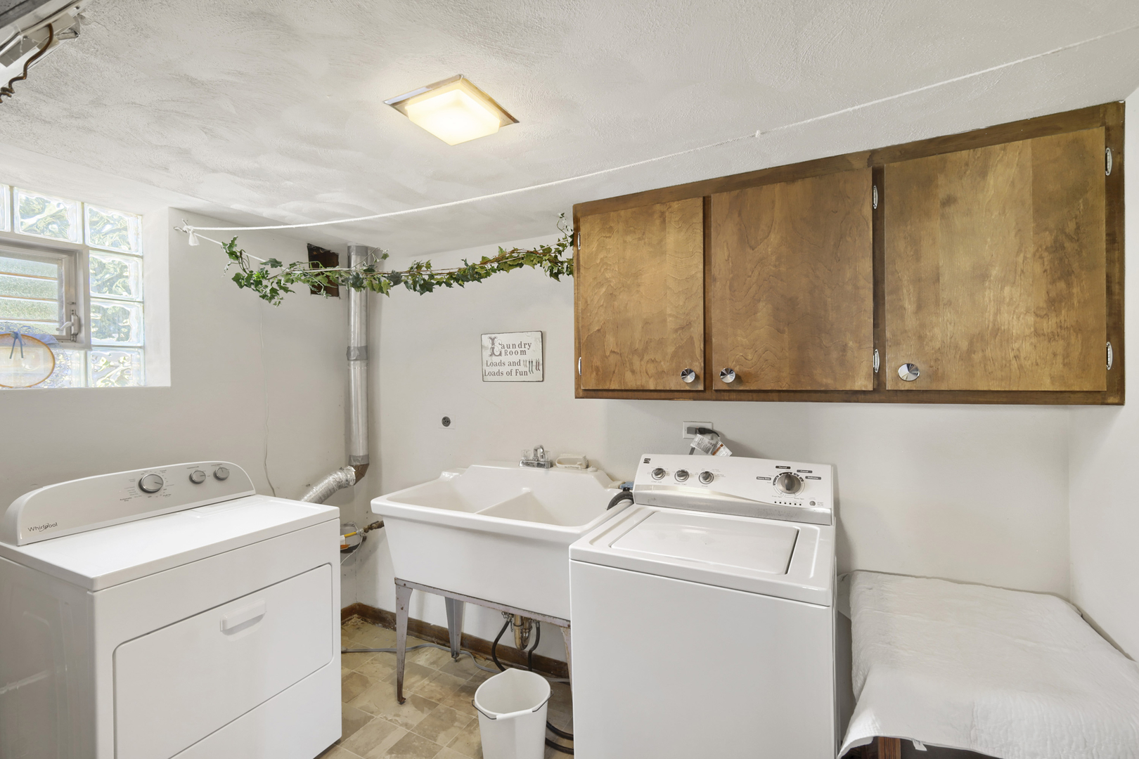 2630 Somerset Drive Property Photo 15