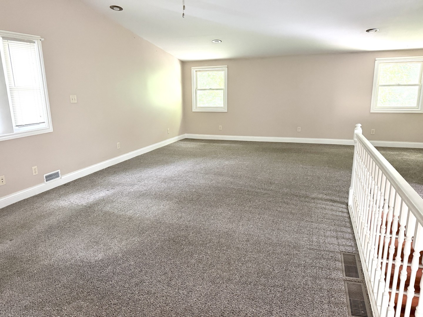 25 Westclox Avenue Property Photo 17