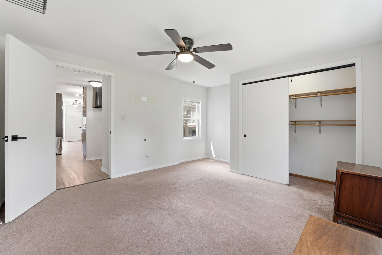 23016 W Lakeview Avenue Property Photo 23