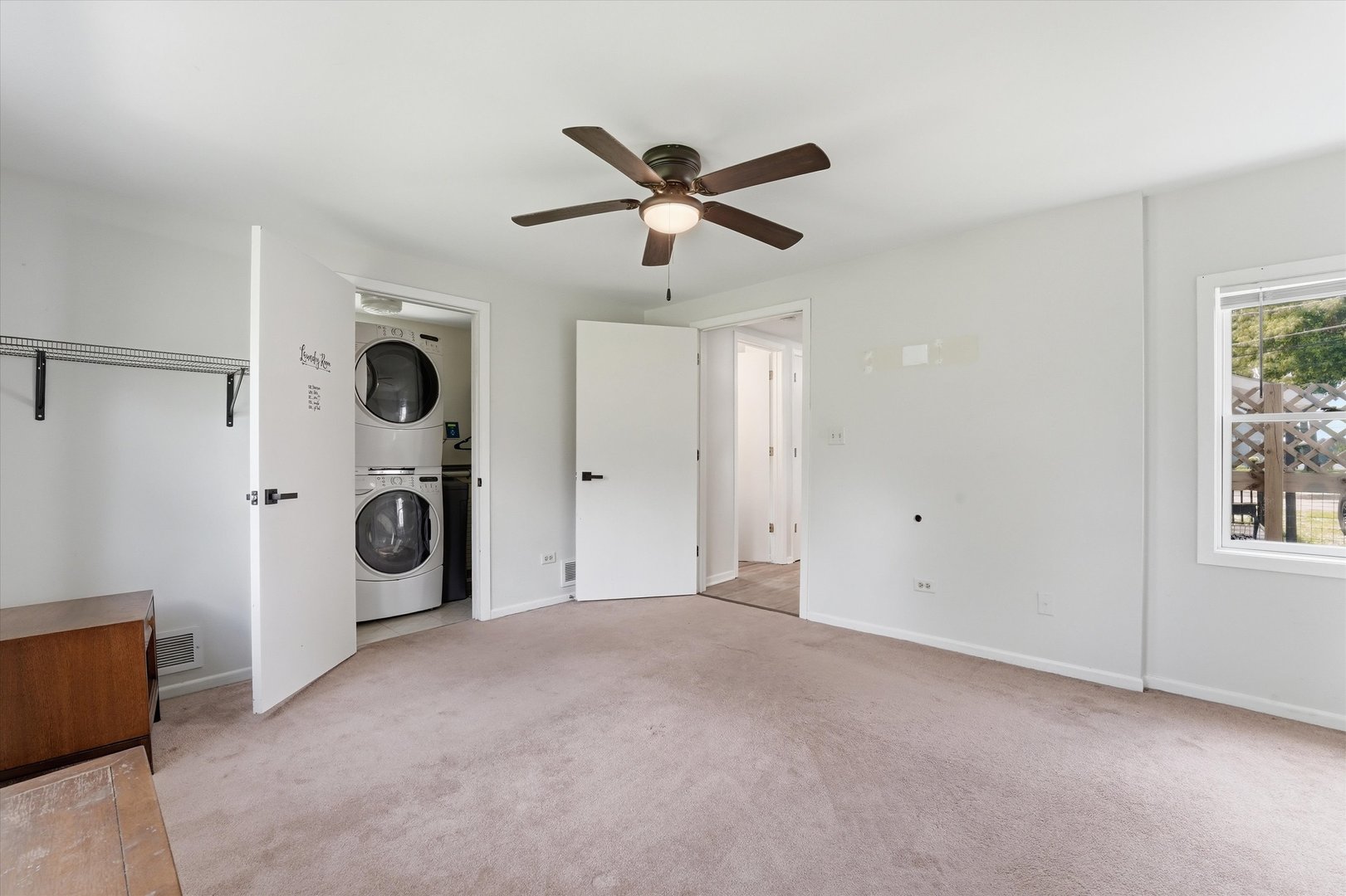 23016 W Lakeview Avenue Property Photo 24