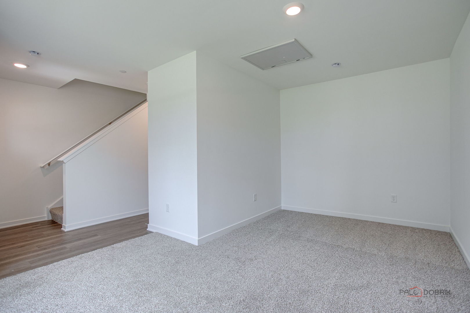 541 Yosemite Way Property Photo 5