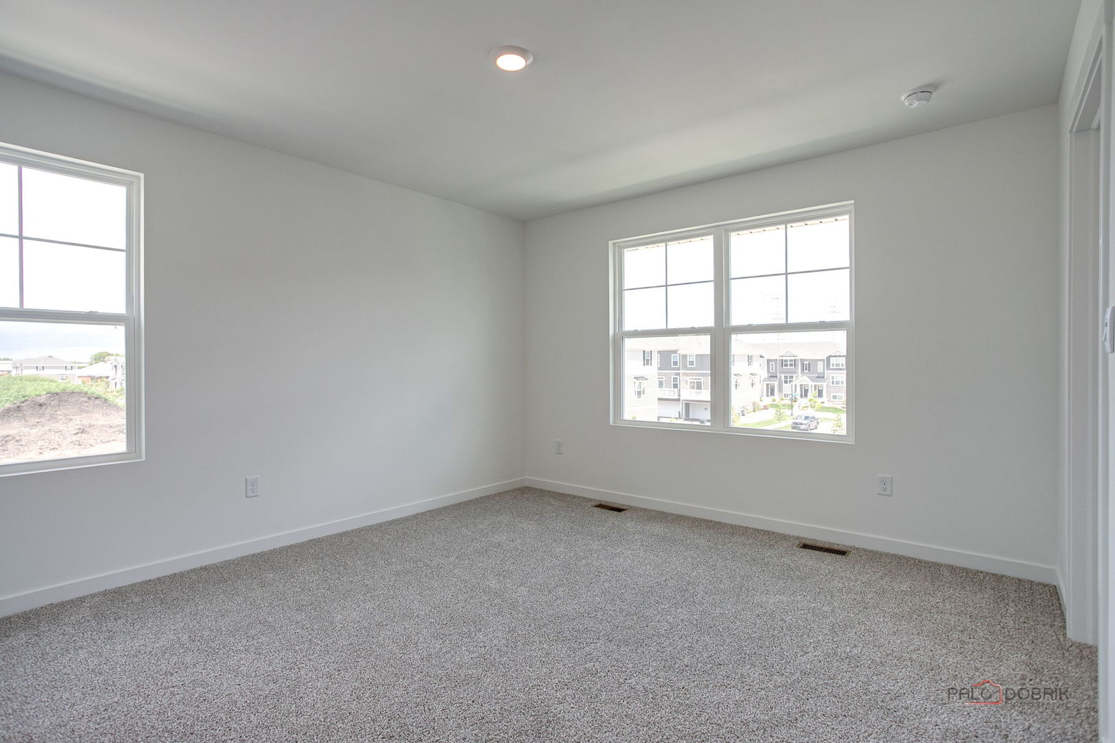 541 Yosemite Way Property Photo 20
