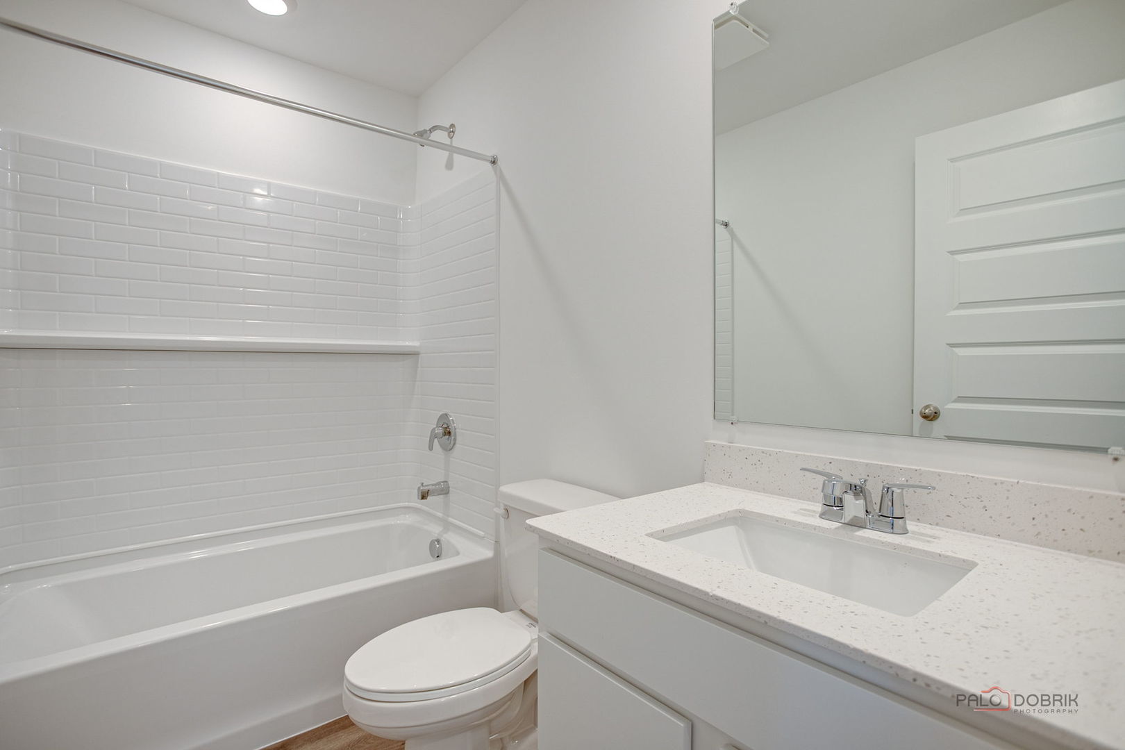 541 Yosemite Way Property Photo 23