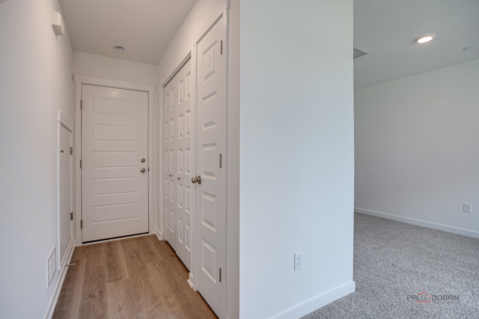 541 Yosemite Way Property Photo 24