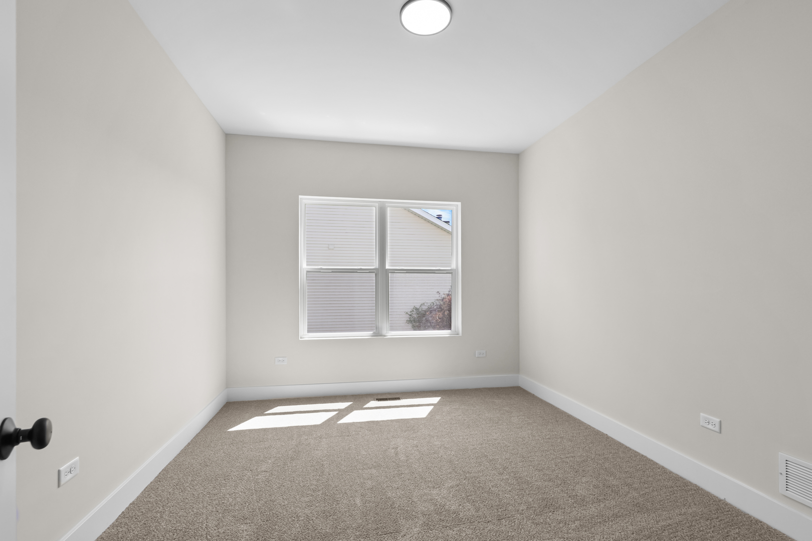 933 Covey Lane Property Photo 11