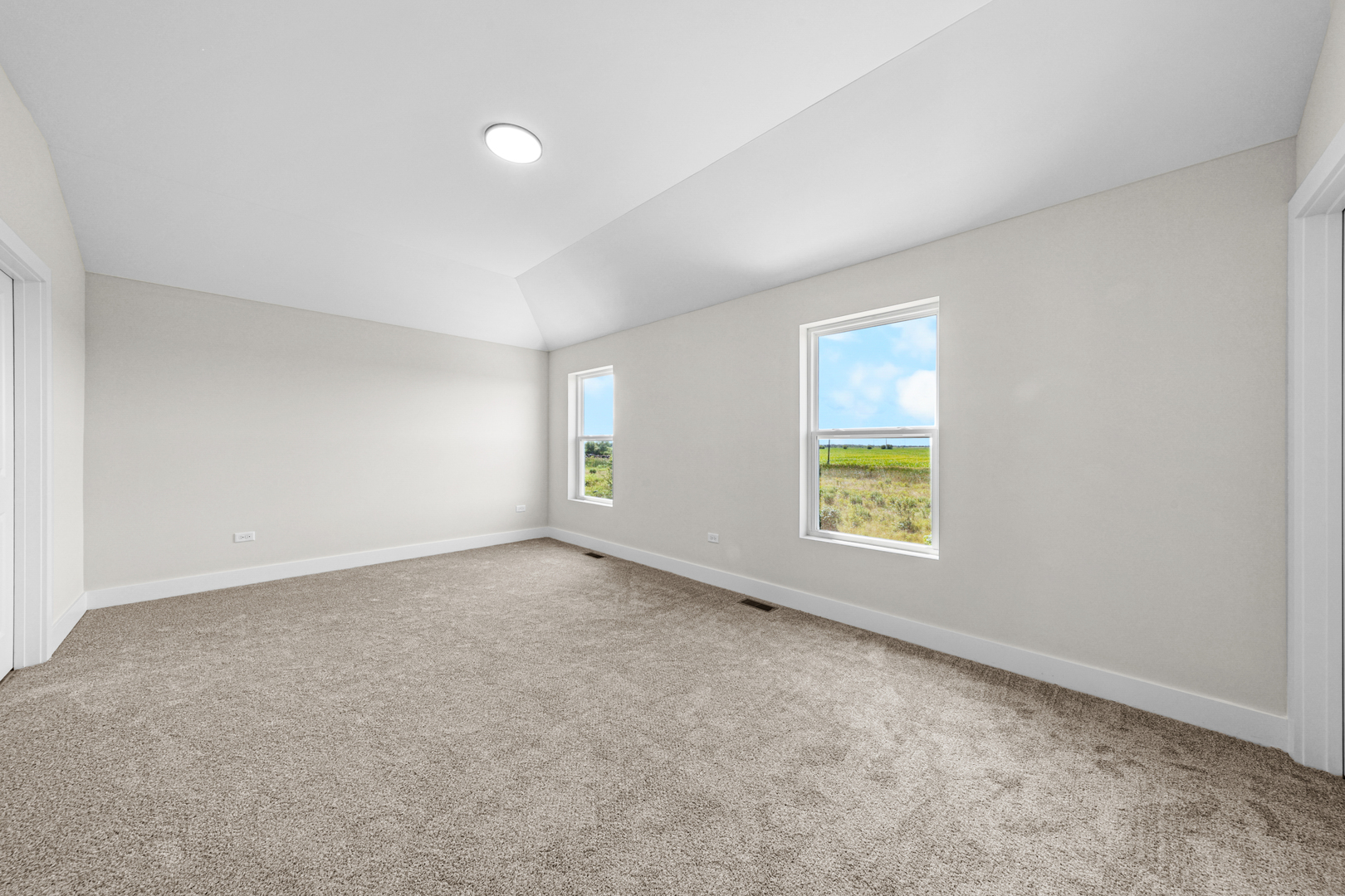 933 Covey Lane Property Photo 14
