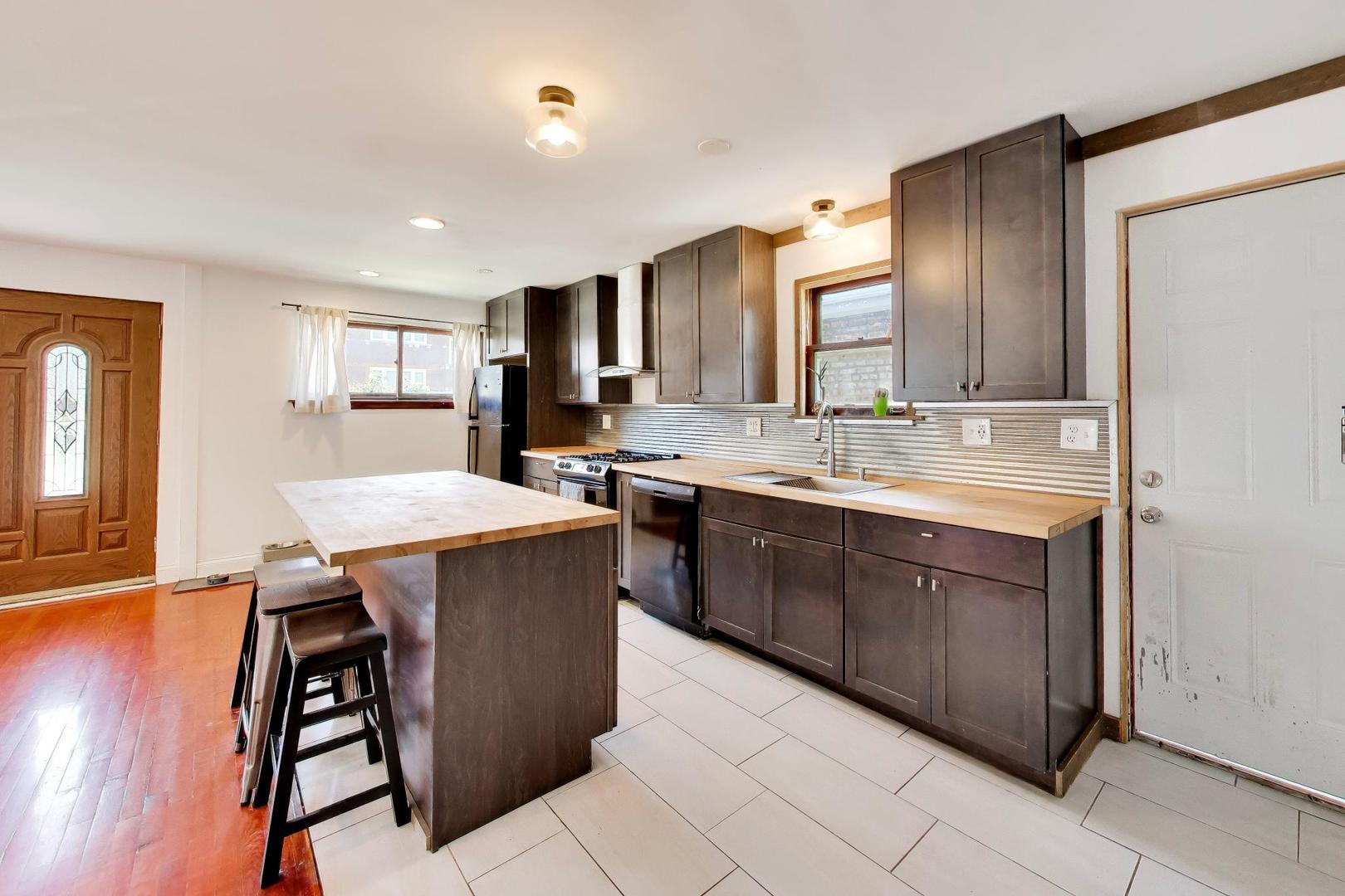 12691268 Property Photo 7