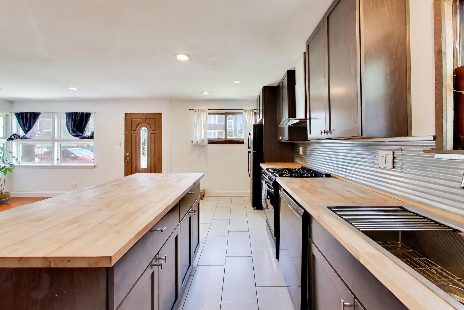 12691268 Property Photo 8