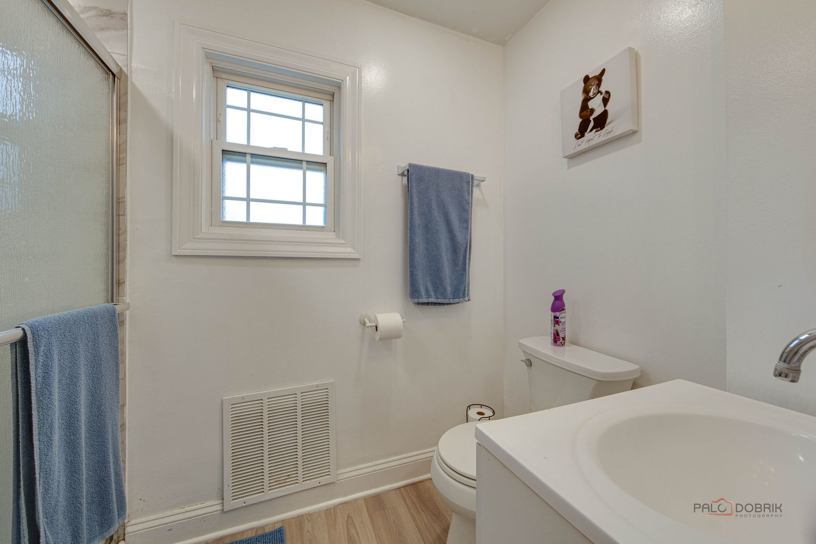 402 S Addison Street Property Photo 17
