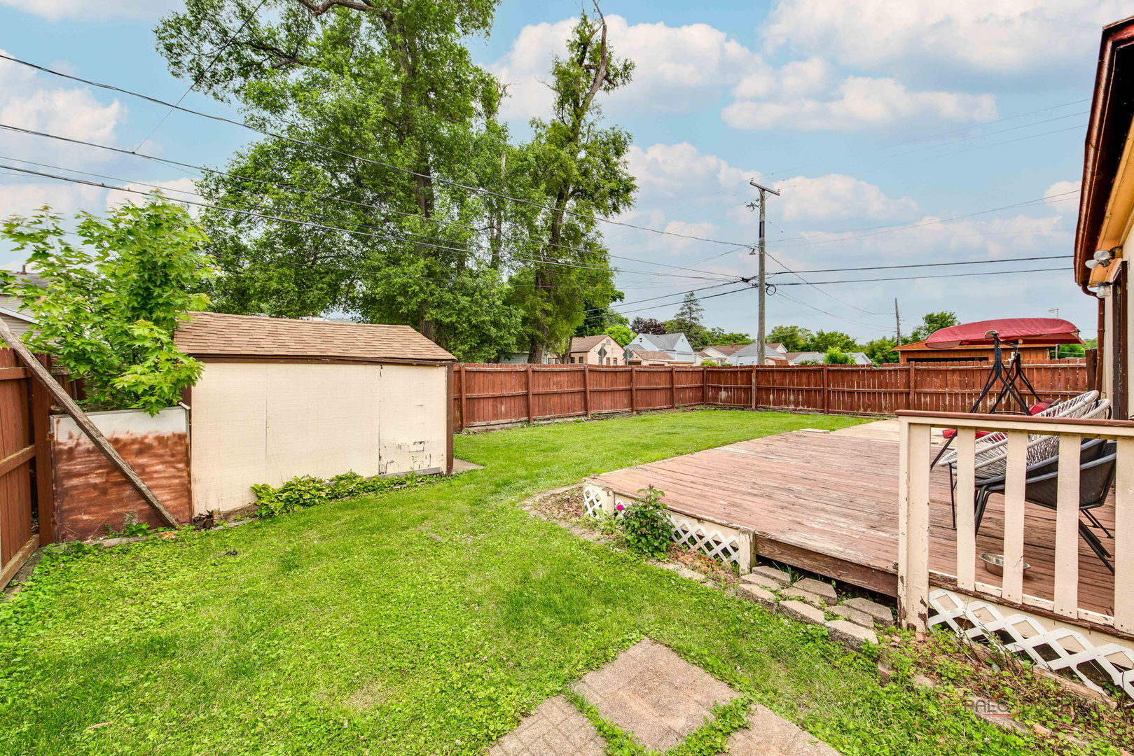 402 S Addison Street Property Photo 29