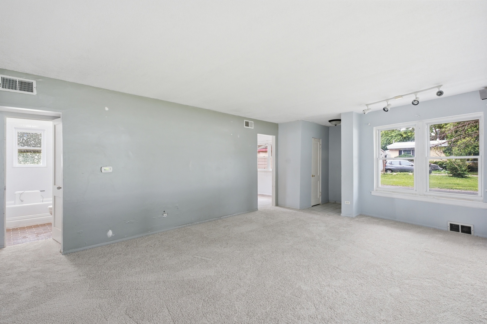 1013 Highmoor Road Property Photo 7