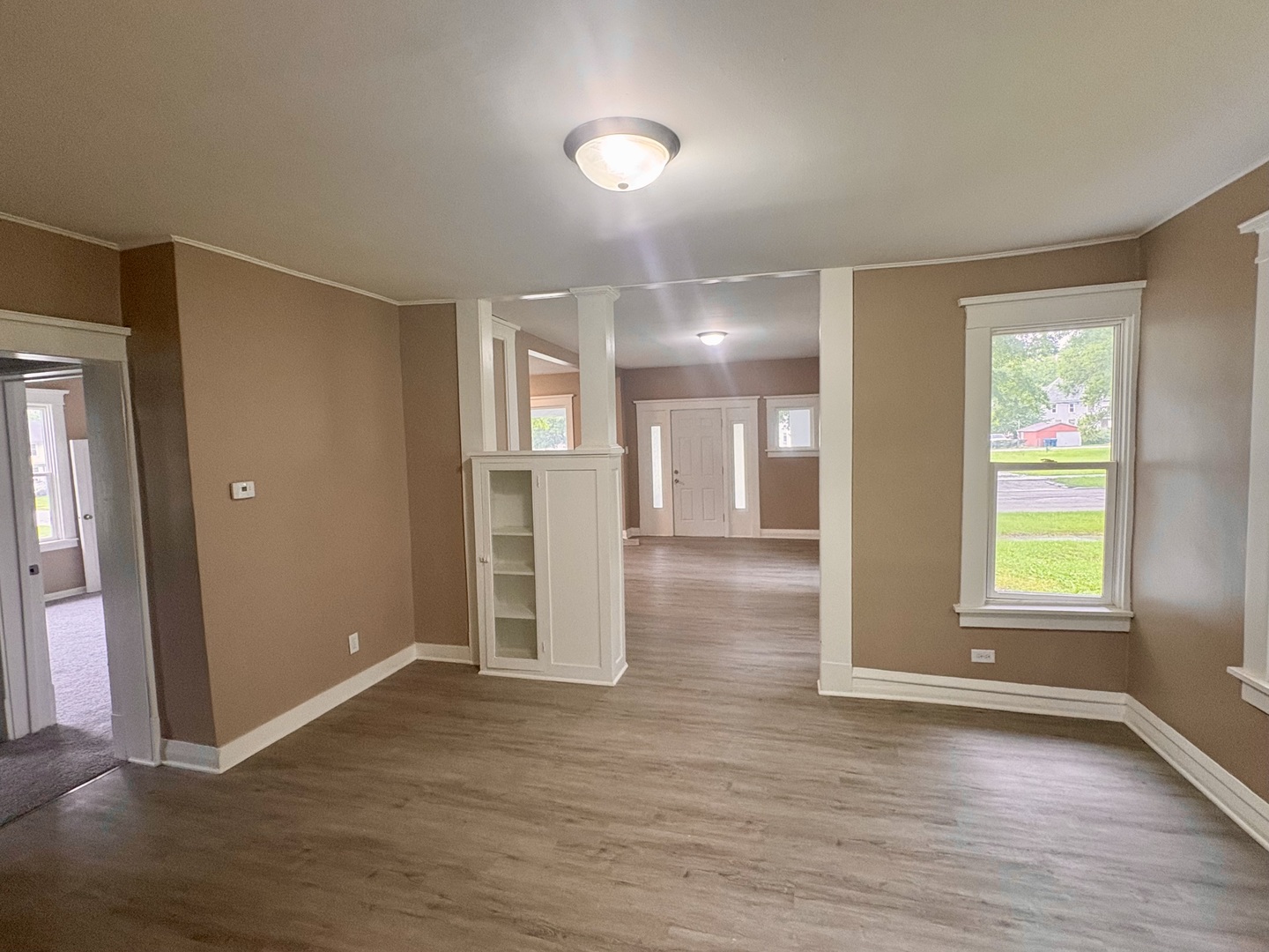 396 S Rosewood Avenue Property Photo 4