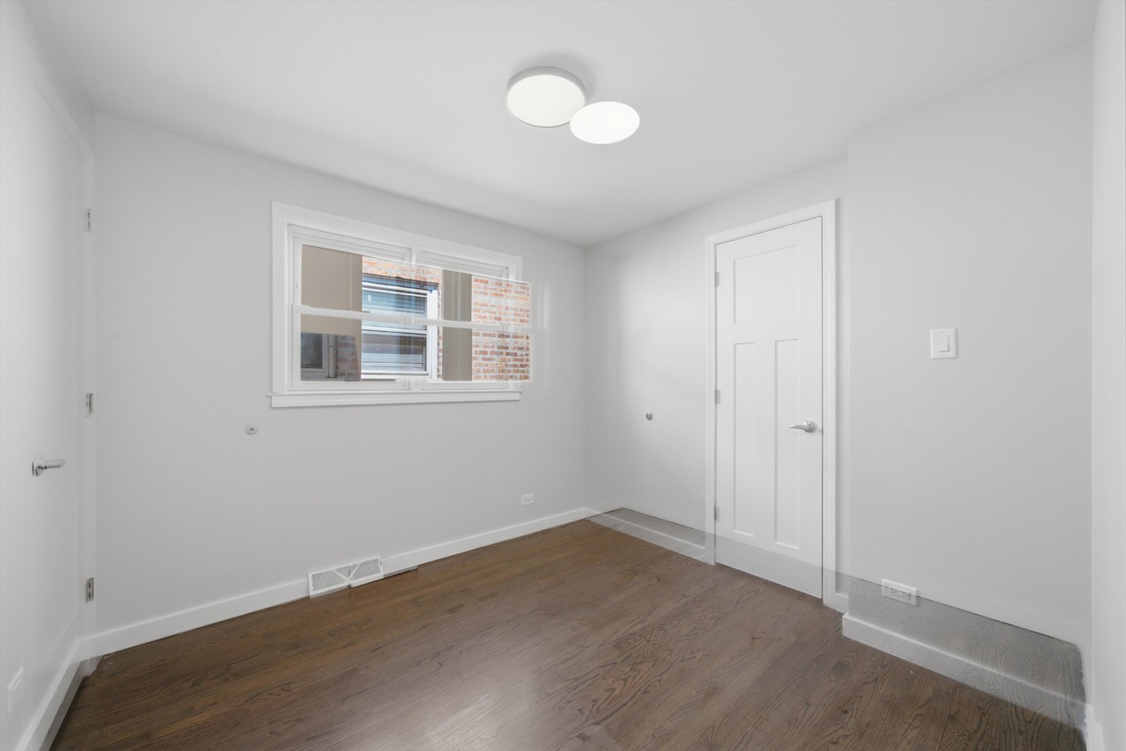 1111 E 93rd Street Property Photo 10