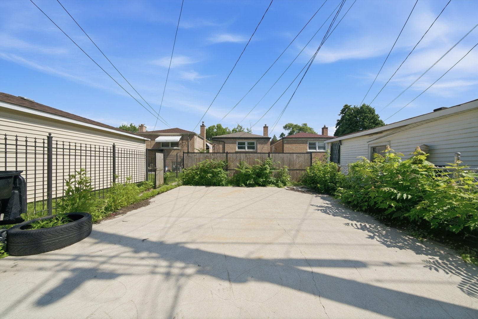 1111 E 93rd Street Property Photo 21