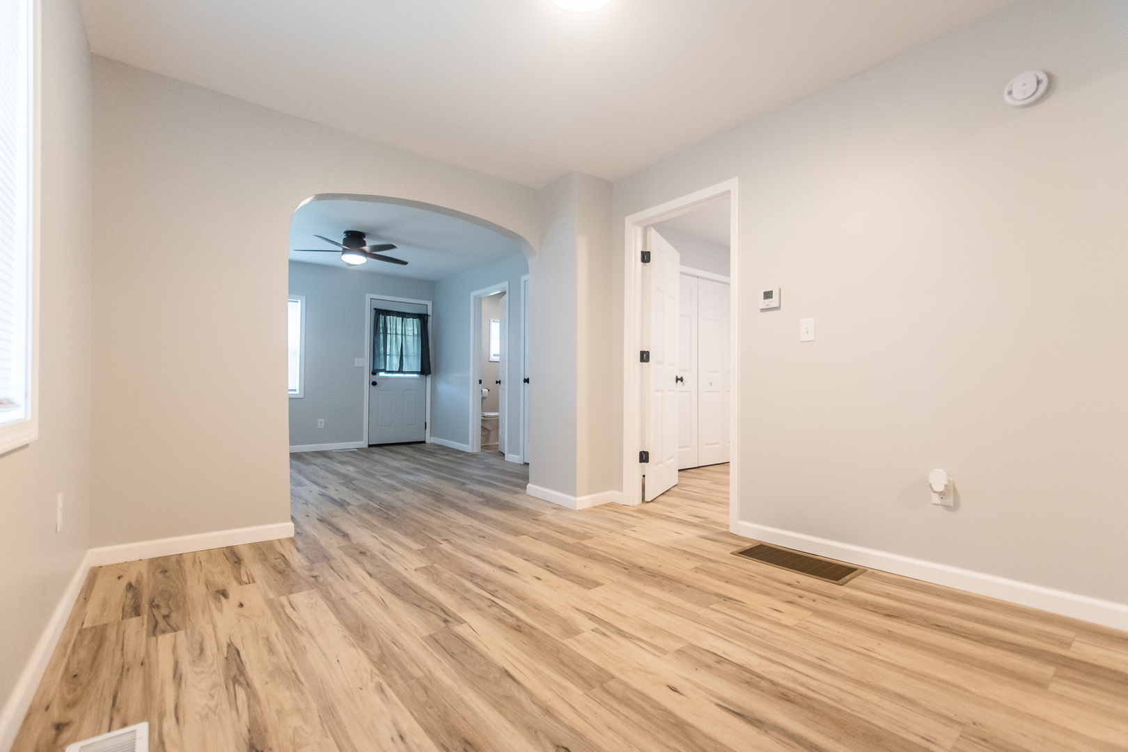1820 W 9th Street Property Photo 8