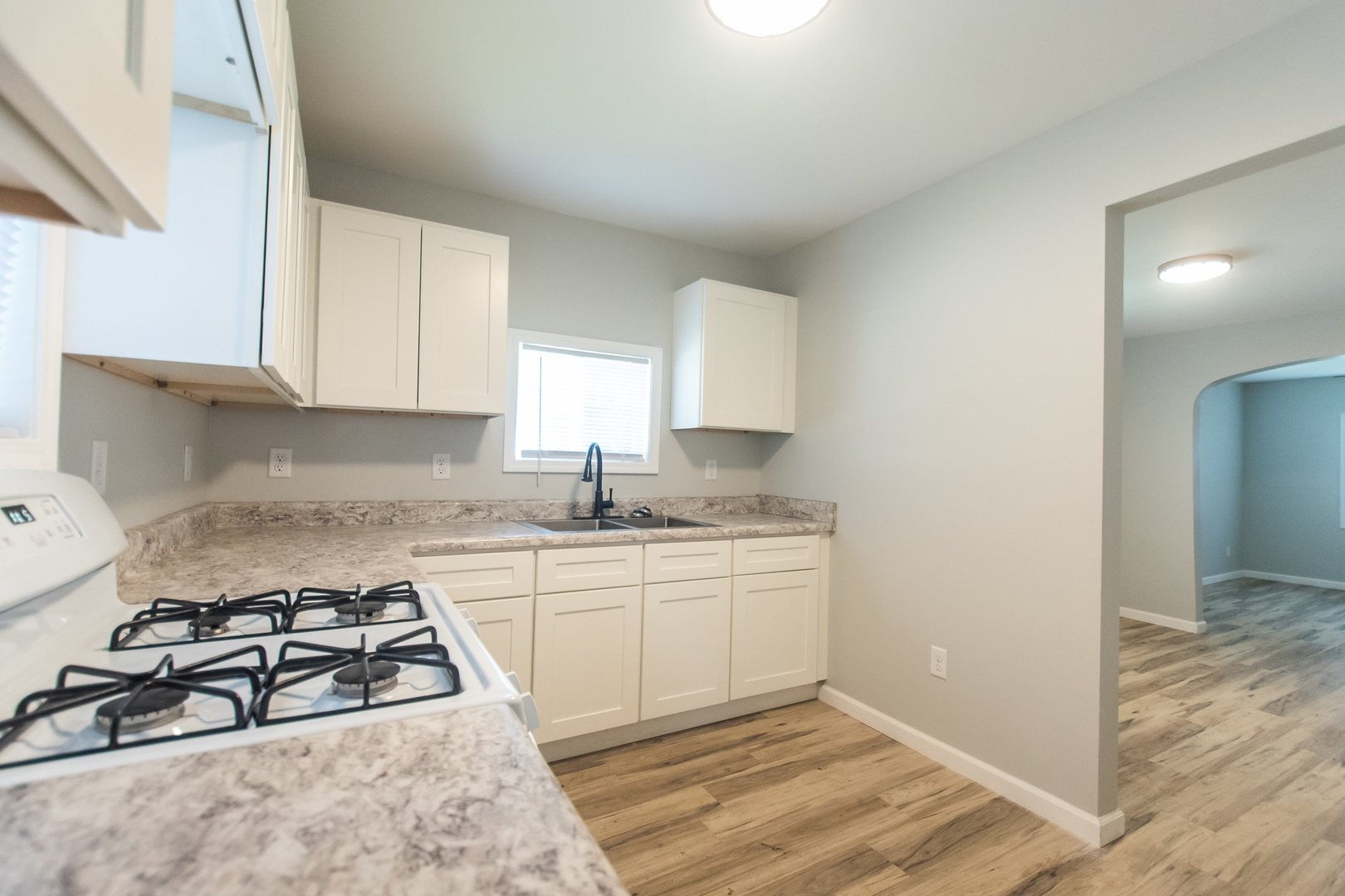 1820 W 9th Street Property Photo 13