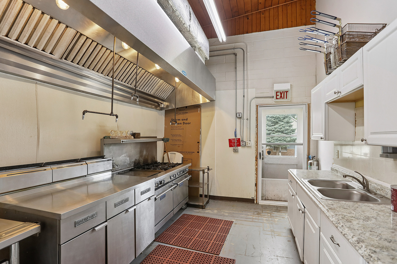 510 E Dearborn Street Property Photo 16