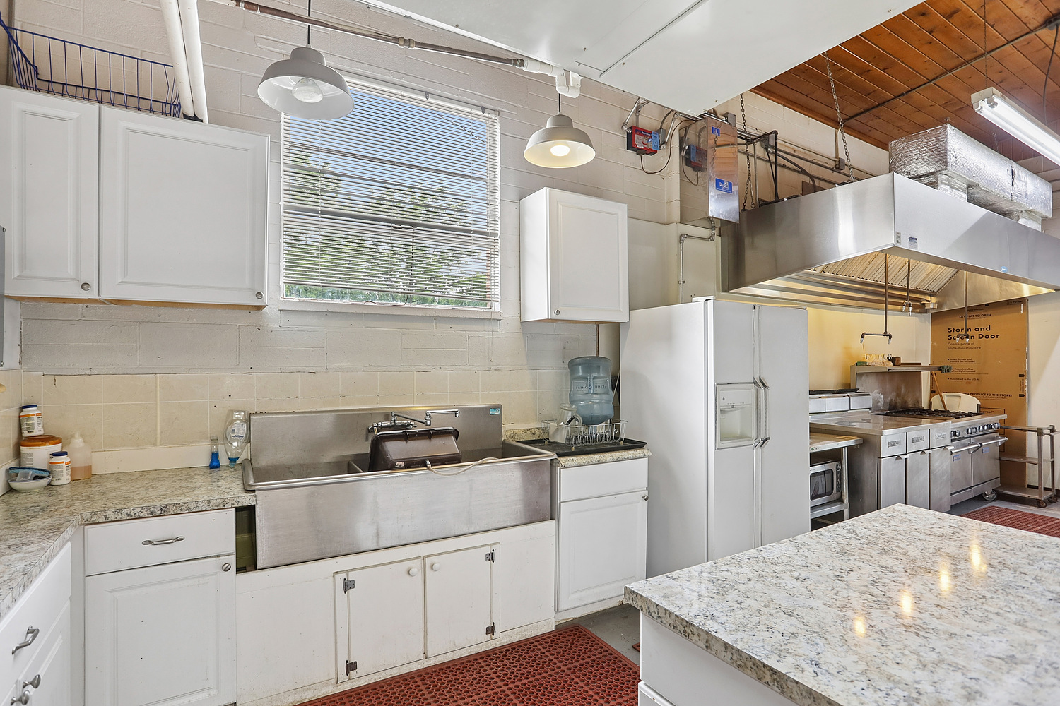 510 E Dearborn Street Property Photo 17