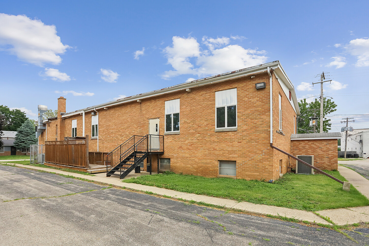 510 E Dearborn Street Property Photo 29