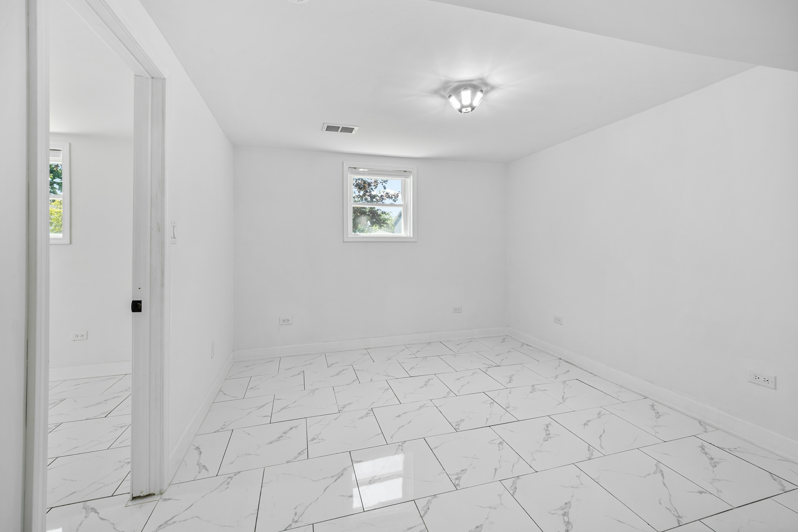 8920 Fairway Drive Property Photo 17