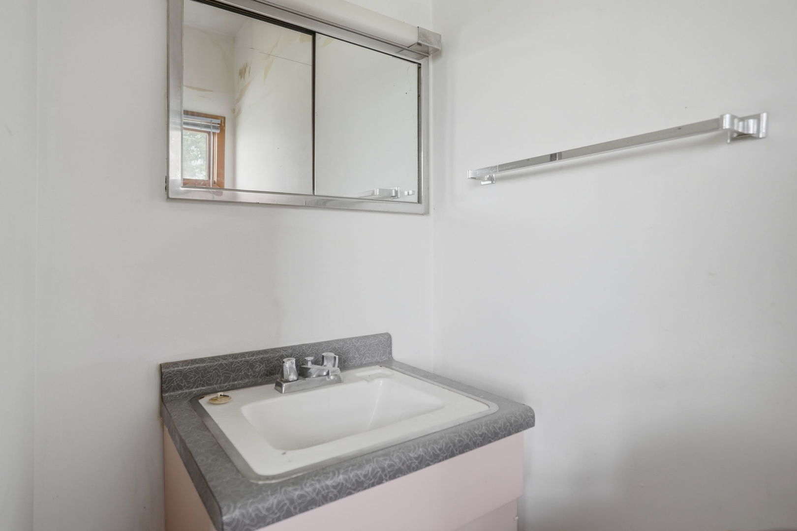 12694 Meredosia Road Property Photo 15