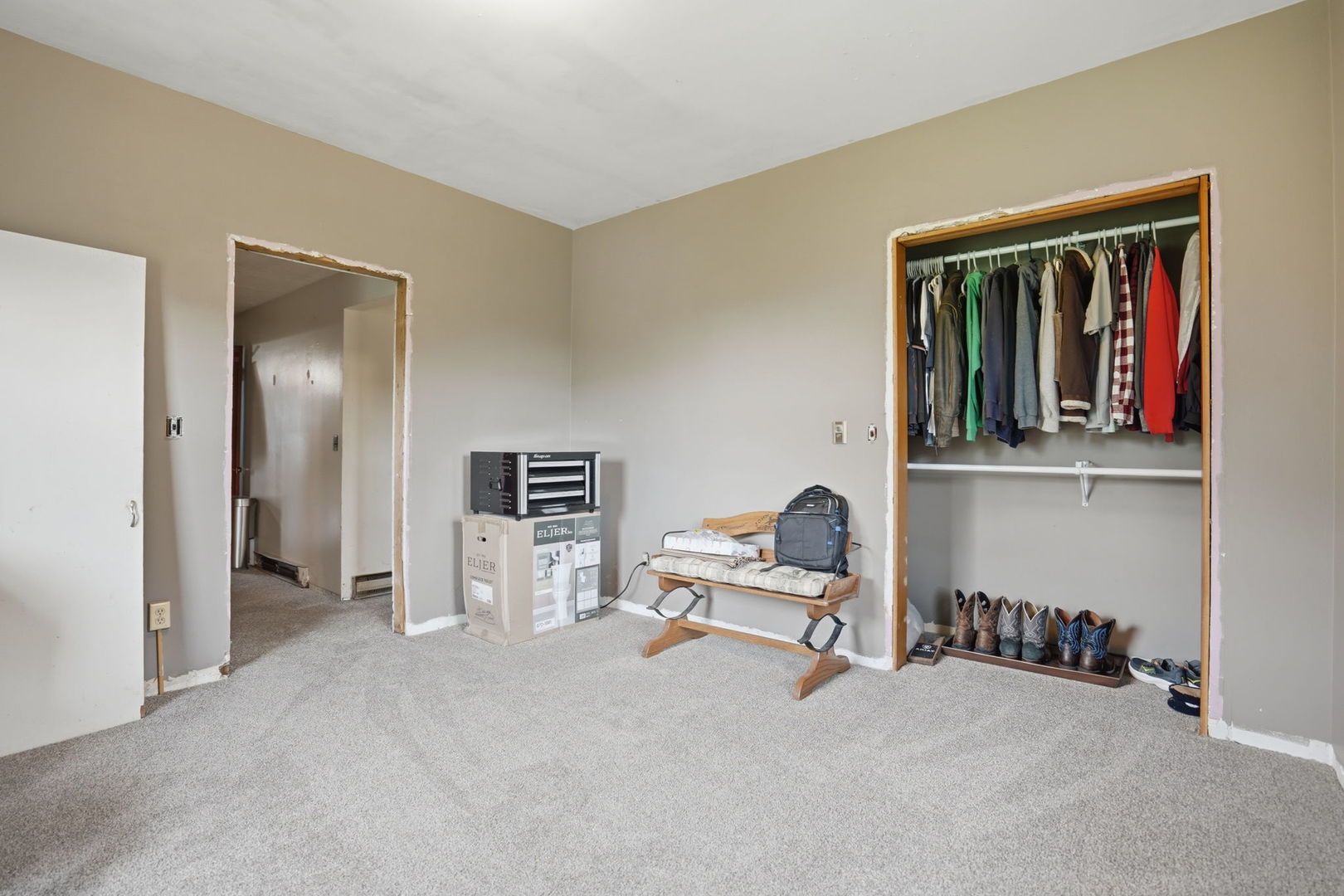12694 Meredosia Road Property Photo 16