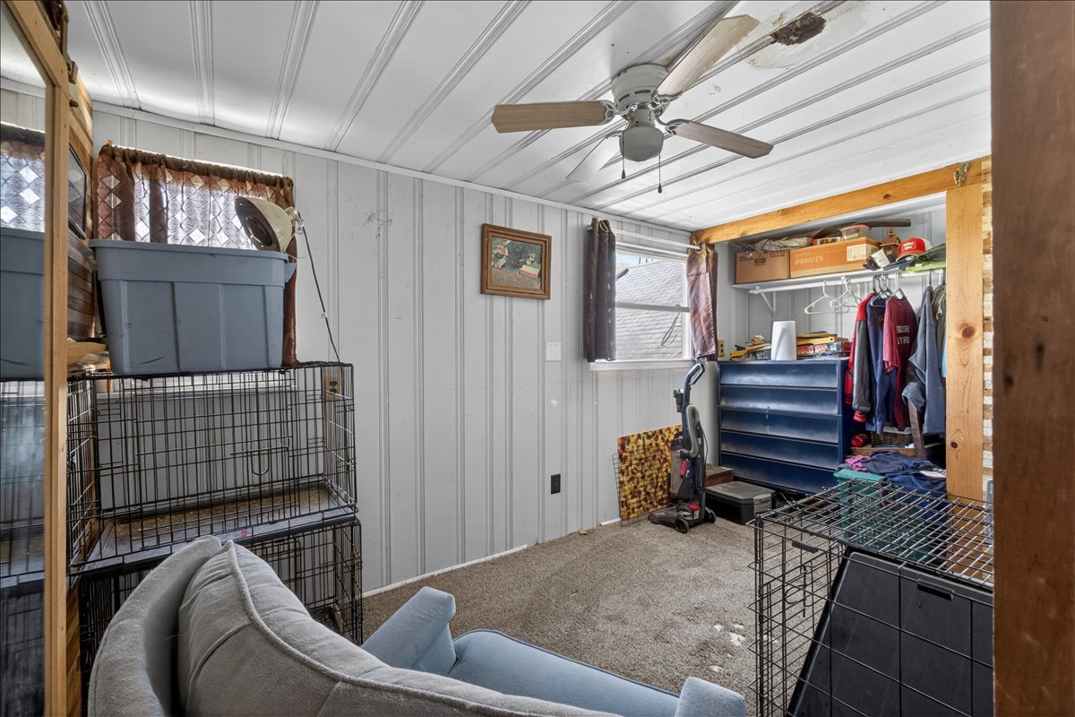 10112 E High Road Property Photo 8