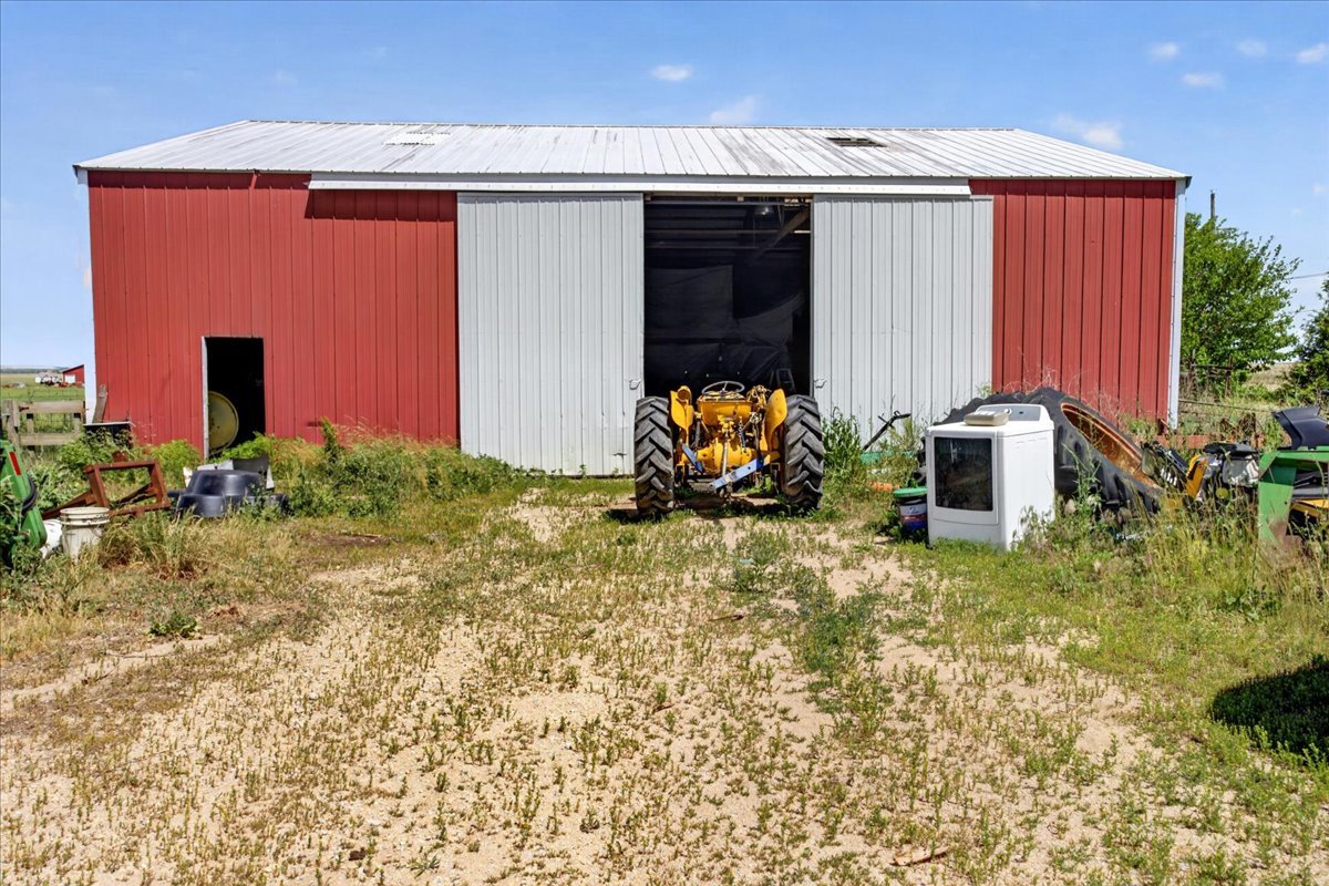 10112 E High Road Property Photo 26